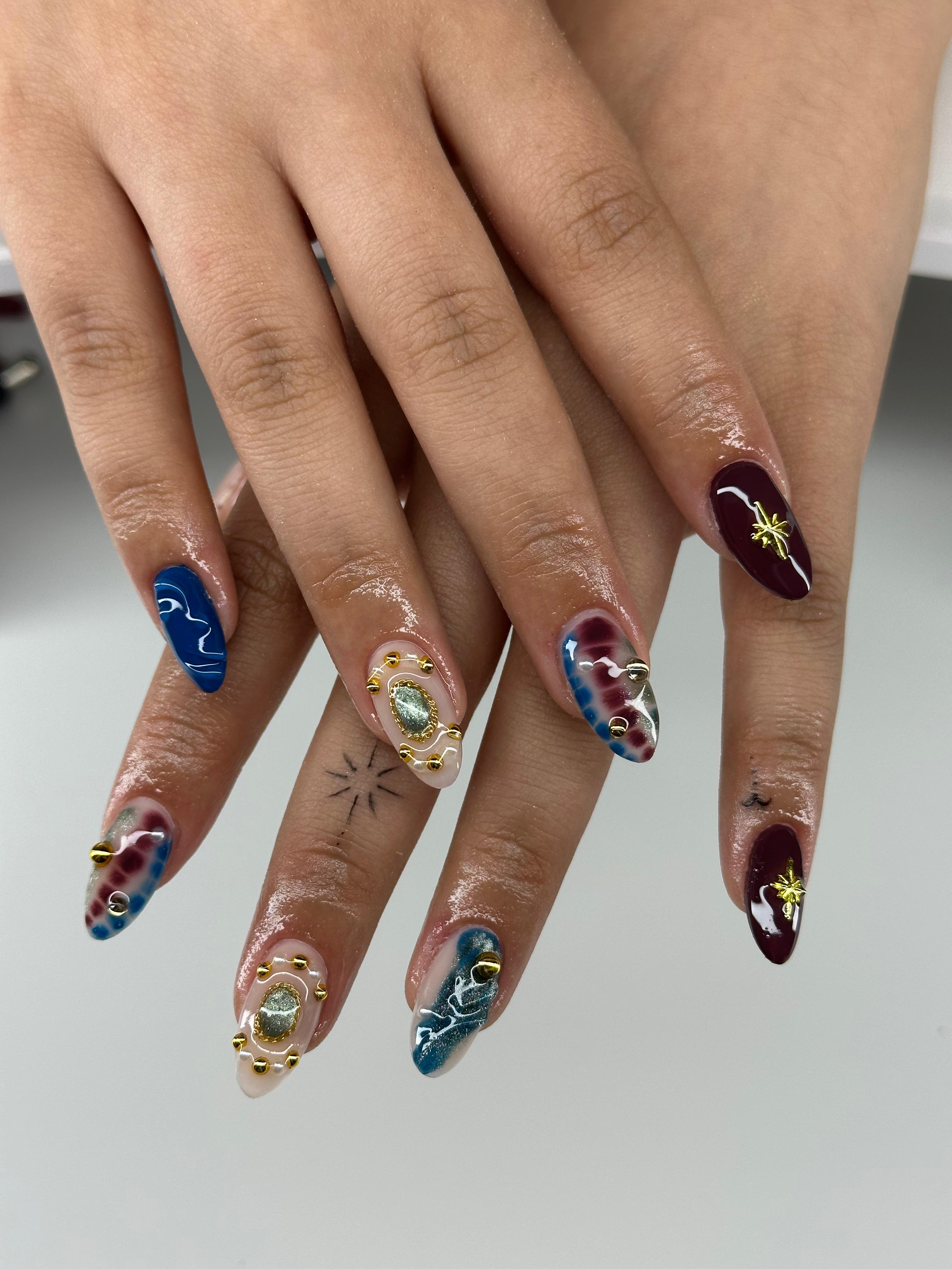Aura Glow Design · Moonlit Nails Hildesheim